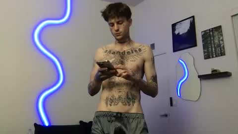 pretty boy online show from December 2, 5:21 am