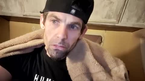 Snapshot of prettyboytatted69 chatting on January 7, 10:05 am Prettyslangin69 FYPM online show from January 7, 10:05 am