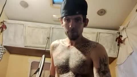 Snapshot of prettyboytatted69 chatting on January 5, 1:58 pm Prettyslangin69 FYPM online show from January 5, 1:58 pm