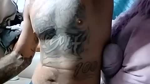 Snapshot of prettyboytatted69 chatting on October 15, 7:49 am Prettyslangin69 FYPM online show from October 15, 7:49 am