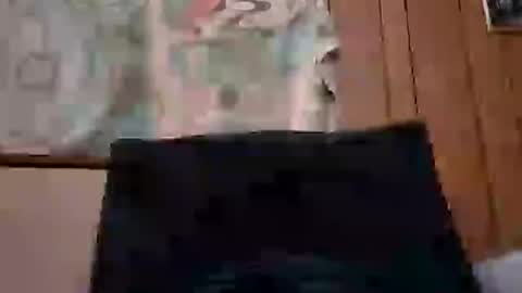 prettysolidd7 online show from February 12, 9:42 am