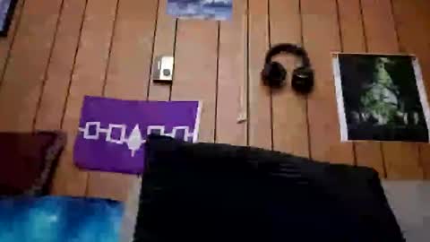 prettysolidd7 online show from February 27, 10:37 am
