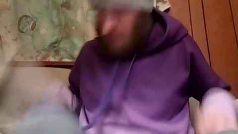 prettysolidd7 online show from February 18, 10:49 am