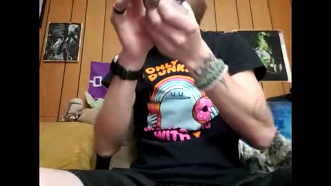 prettysolidd7 online show from January 15, 1:02 am