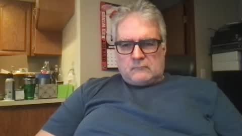 Snapshot of priapisman chatting on December 3, 2:34 am Priapisman online show from December 3, 2:34 am