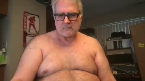 Snapshot of priapisman chatting on December 19, 10:53 pm Priapisman online show from December 19, 10:53 pm