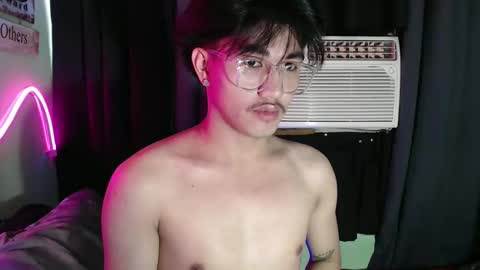 primekiannx_ online show from February 23, 6:04 am