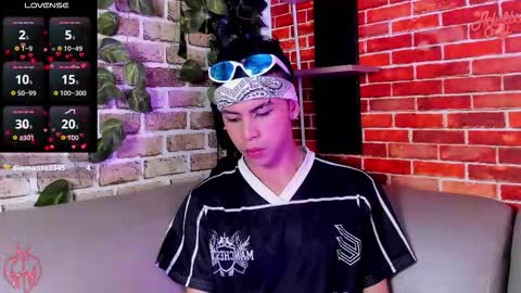 Apolo online show from March 12, 9:33 pm