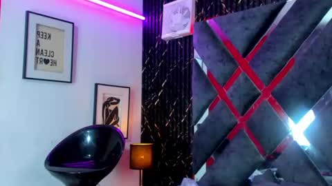 prince_arthur77 online show from June 21, 2:55 pm