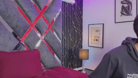 prince_arthur77 online show from April 28, 12:21 pm