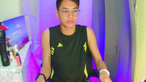 Snapshot of prince_harrison chatting on October 23, 7:06 pm prince_harrison online show from October 23, 7:06 pm