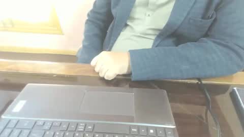Snapshot of prince_undertaker_834 chatting on October 8, 8:40 am lover online show from October 8, 8:40 am