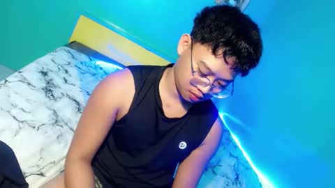 val online show from April 15, 8:03 am