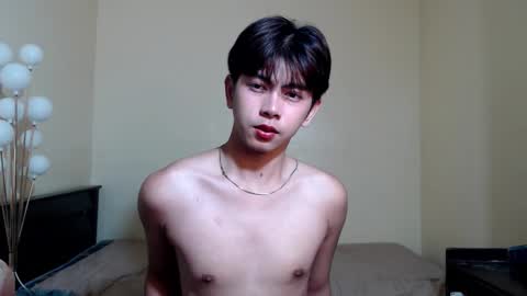 Snapshot of princecalix chatting on September 27, 10:18 pm princecalix online show from September 27, 10:18 pm
