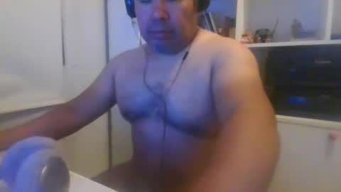 priscob1983 online show from October 4, 8:30 am