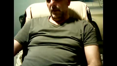 ----- online show from February 16, 6:06 pm