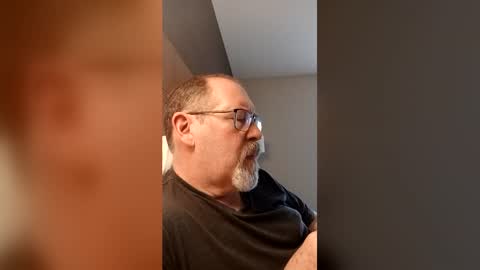 professor21255 online show from May 2, 2:42 pm