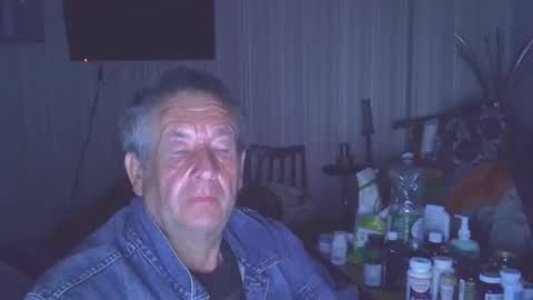 projectorepson online show from April 29, 6:58 pm