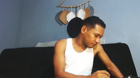 Grande y Gruesa online show from May 1, 8:28 am