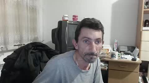 Mariusz online show from December 8, 8:58 pm