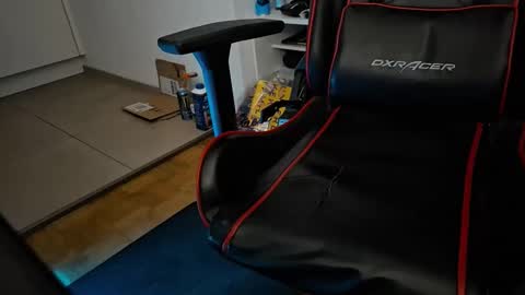 pryli27 online show from April 1, 2:13 am