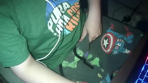 your mysterious man online show from March 29, 3:28 am