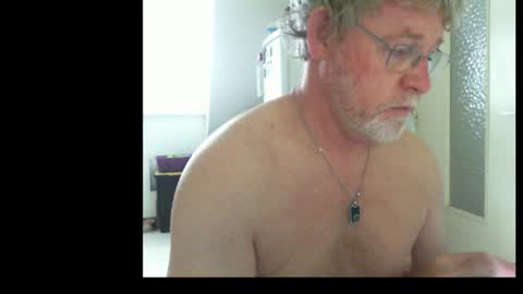 Snapshot of ptitrouquin chatting on September 18, 7:10 am ptitrouquin online show from September 18, 7:10 am