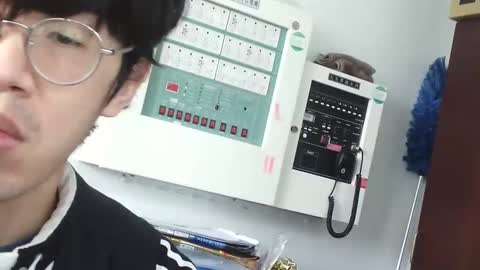 pu55y777 online show from February 20, 1:36 am