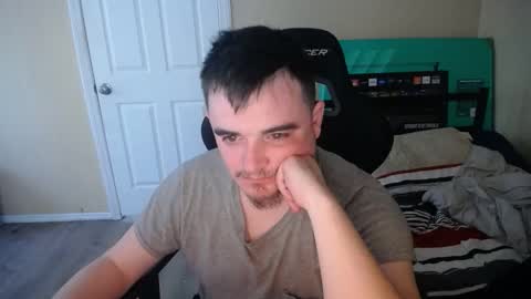 pumpkin_smash69 online show from April 9, 8:26 pm