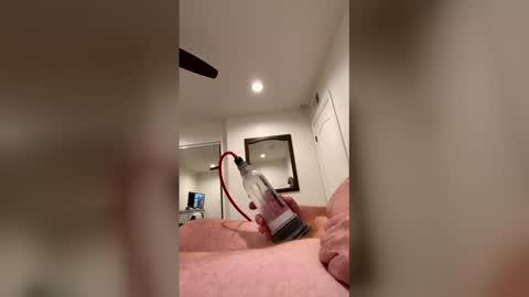 pumpmydickup online show from April 26, 3:26 am