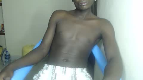 purple_hearts online show from January 13, 10:03 pm