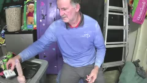 Mark online show from December 24, 9:39 am