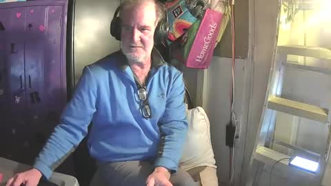 Mark online show from February 28, 11:56 pm