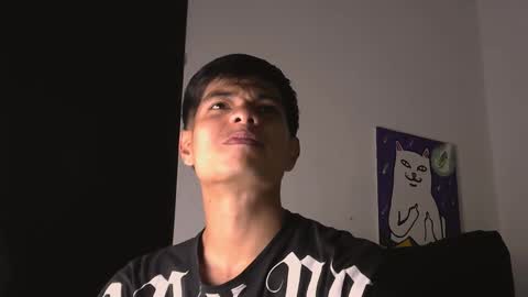 pussydestroyer23_ online show from February 17, 12:37 pm