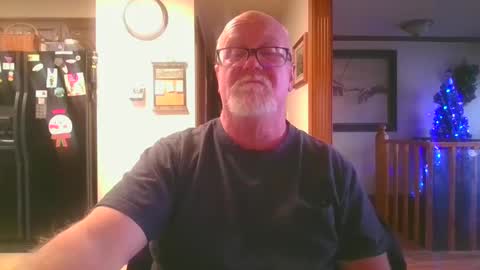 pussylover1365 online show from January 22, 9:44 pm