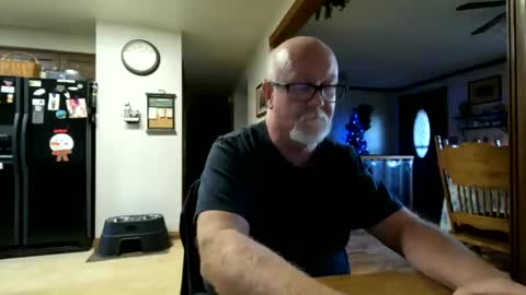 pussylover1365 online show from January 29, 10:22 pm