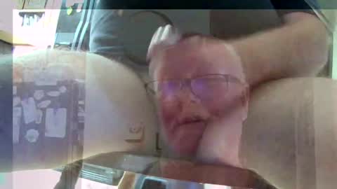 pussylover1365 online show from September 18, 9:28 pm