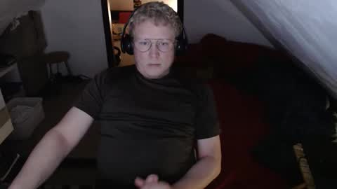 pussylovercb online show from May 16, 10:30 pm