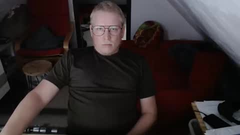 Snapshot of pussylovercb chatting on September 11, 8:24 am pussylovercb online show from September 11, 8:24 am