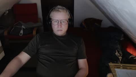 Snapshot of pussylovercb chatting on September 28, 8:51 pm pussylovercb online show from September 28, 8:51 pm
