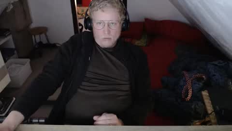 pussylovercb online show from May 15, 8:44 am