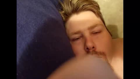 puttysucker69 online show from April 4, 6:21 am