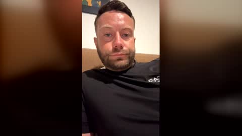 pwatson270892 online show from February 10, 1:43 am