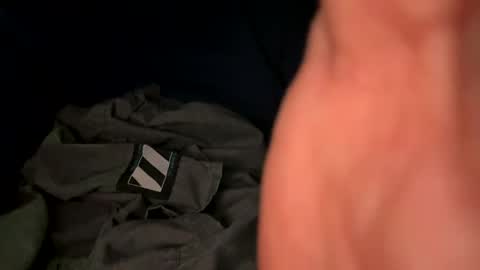 qqaazz1324 online show from February 9, 9:25 am