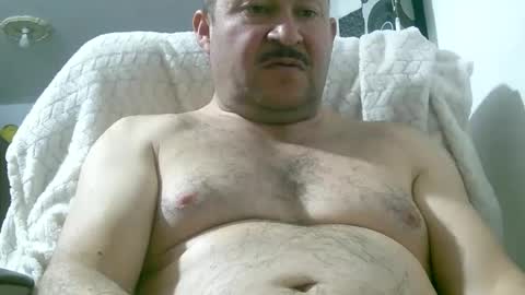Snapshot of querubinrebelde chatting on October 10, 2:27 am Don Ramon online show from October 10, 2:27 am