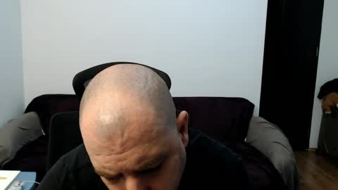 R0bila online show from March 28, 9:15 pm