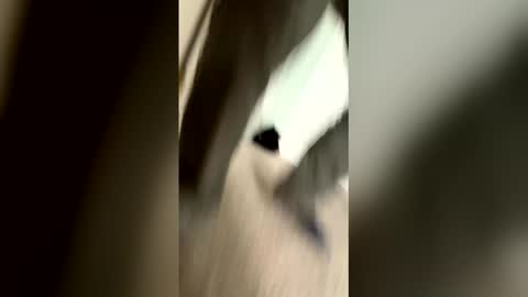 r2deplex31 online show from April 3, 6:04 pm