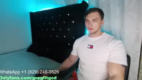 Snapshot of r9dima1998 chatting on February 22, 2:28 am Dmitry online show from February 22, 2:28 am