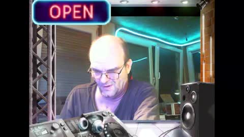 dj mike online show from January 18, 10:28 pm