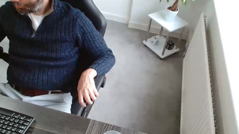 Rare online show from November 24, 11:22 am